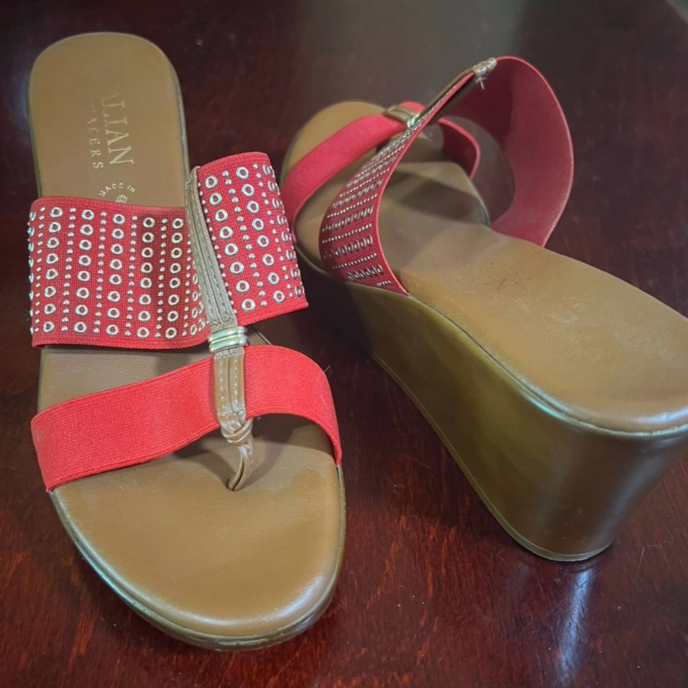 Hot pink coral wedges